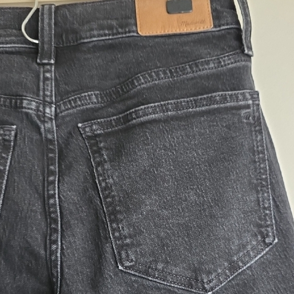 Madewell Mid-Rise Perfect Vintage Jean in Lunar Wash - Picture 10 of 14